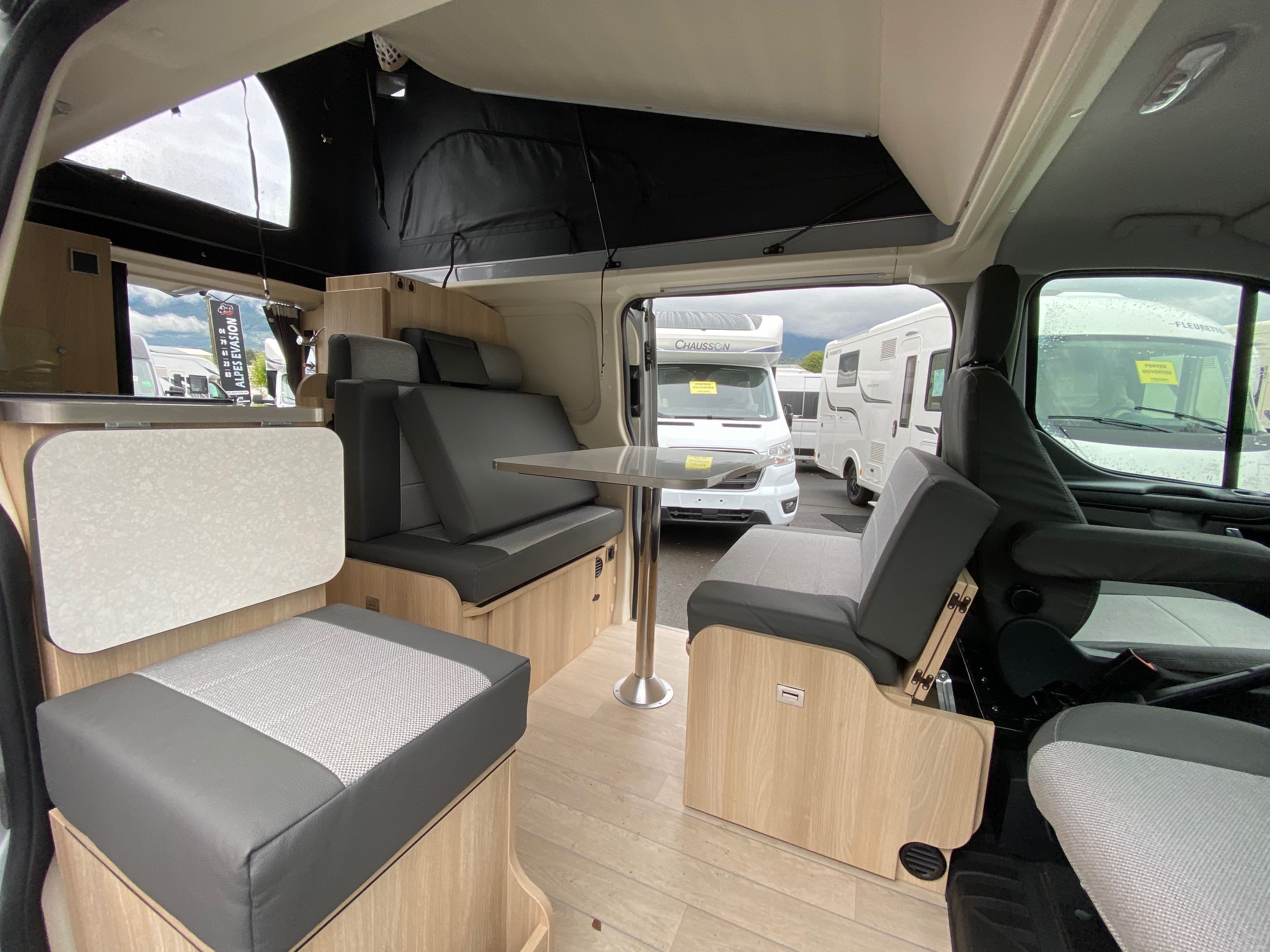 Van Campereve Cap Land 170 cv BVA